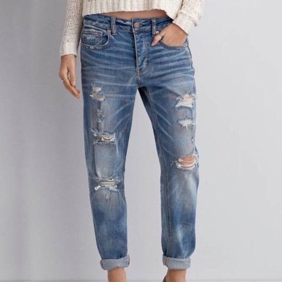 girls ripped boyfriend jeans